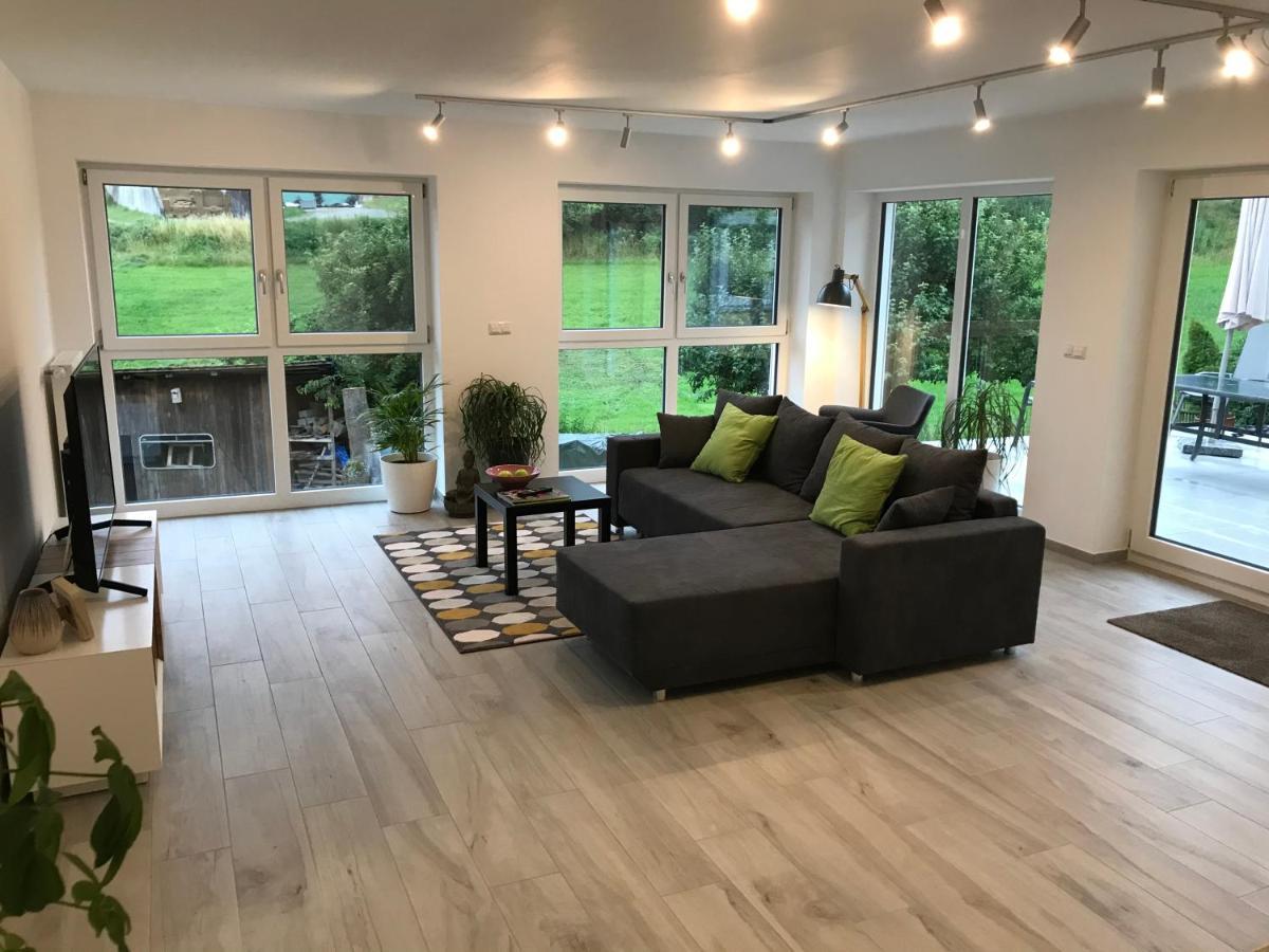 Ferienwohnung „Frosch“ Neukirchen-Balbini Exteriör bild
